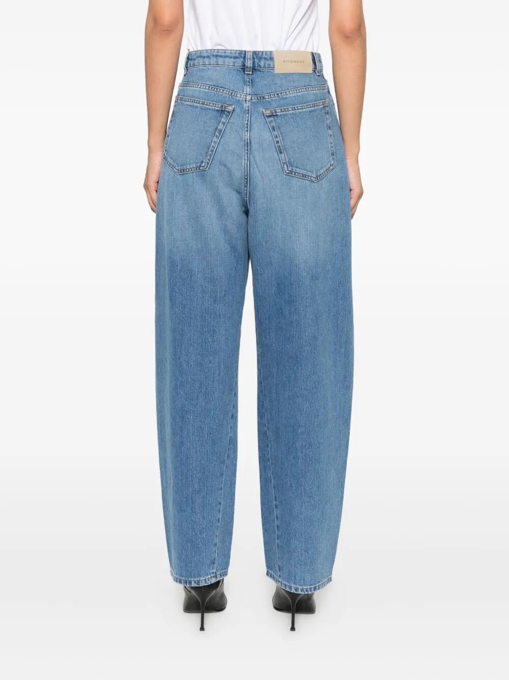 Givenchy Women Cocoon Logo-Patch Jeans by Luosophy