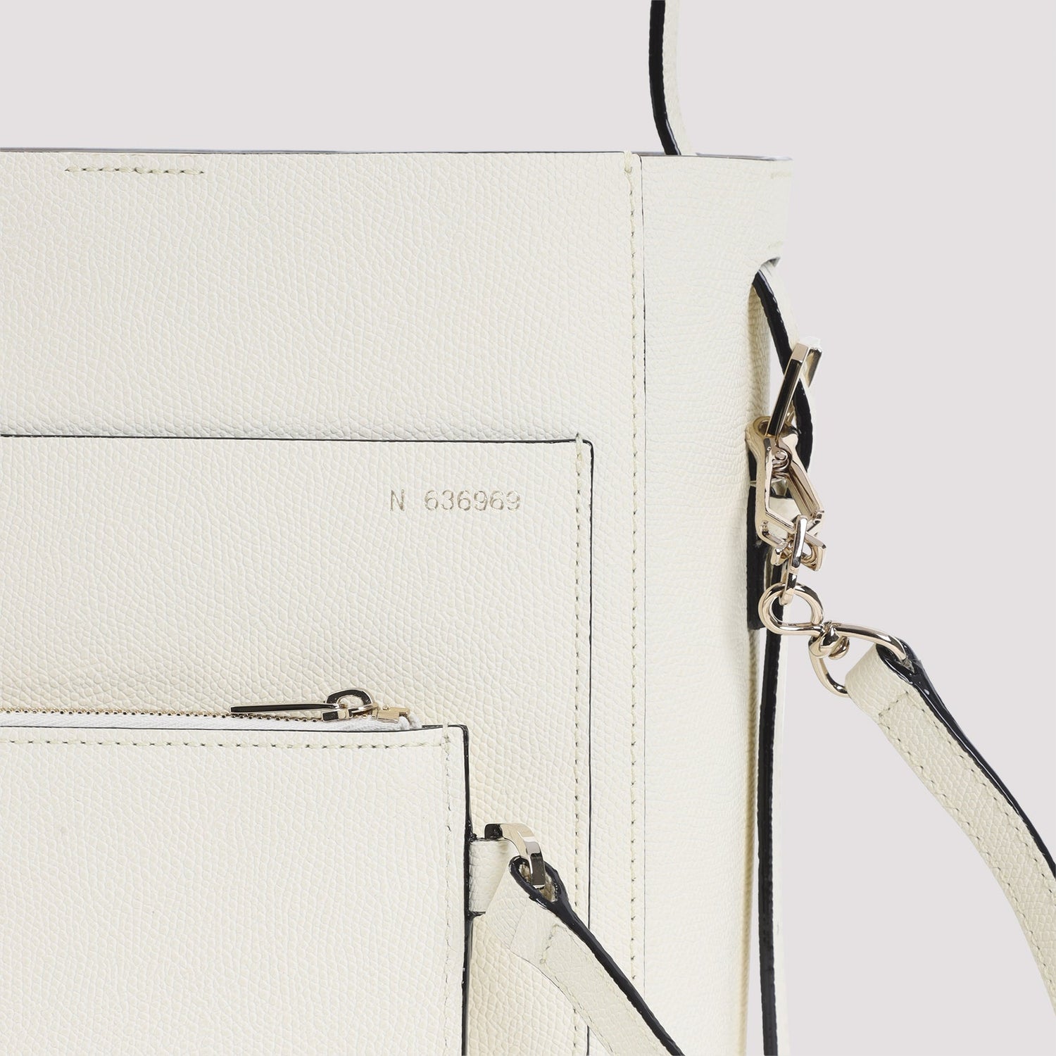 Valextra Small Bucket Bag Women by Luosophy