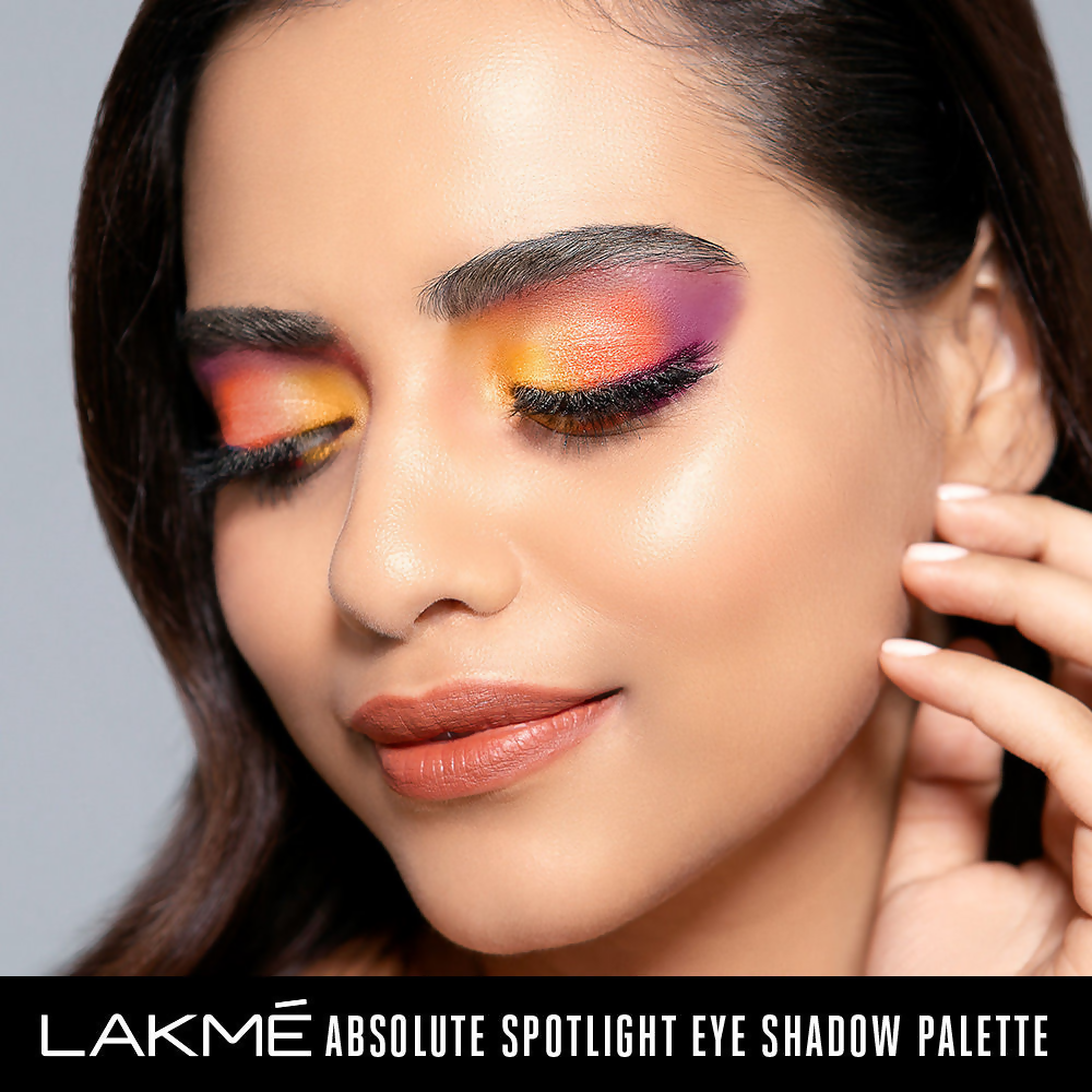 Lakme Glitterati Chroma Chic Eye Shadow Palette - Sundowner