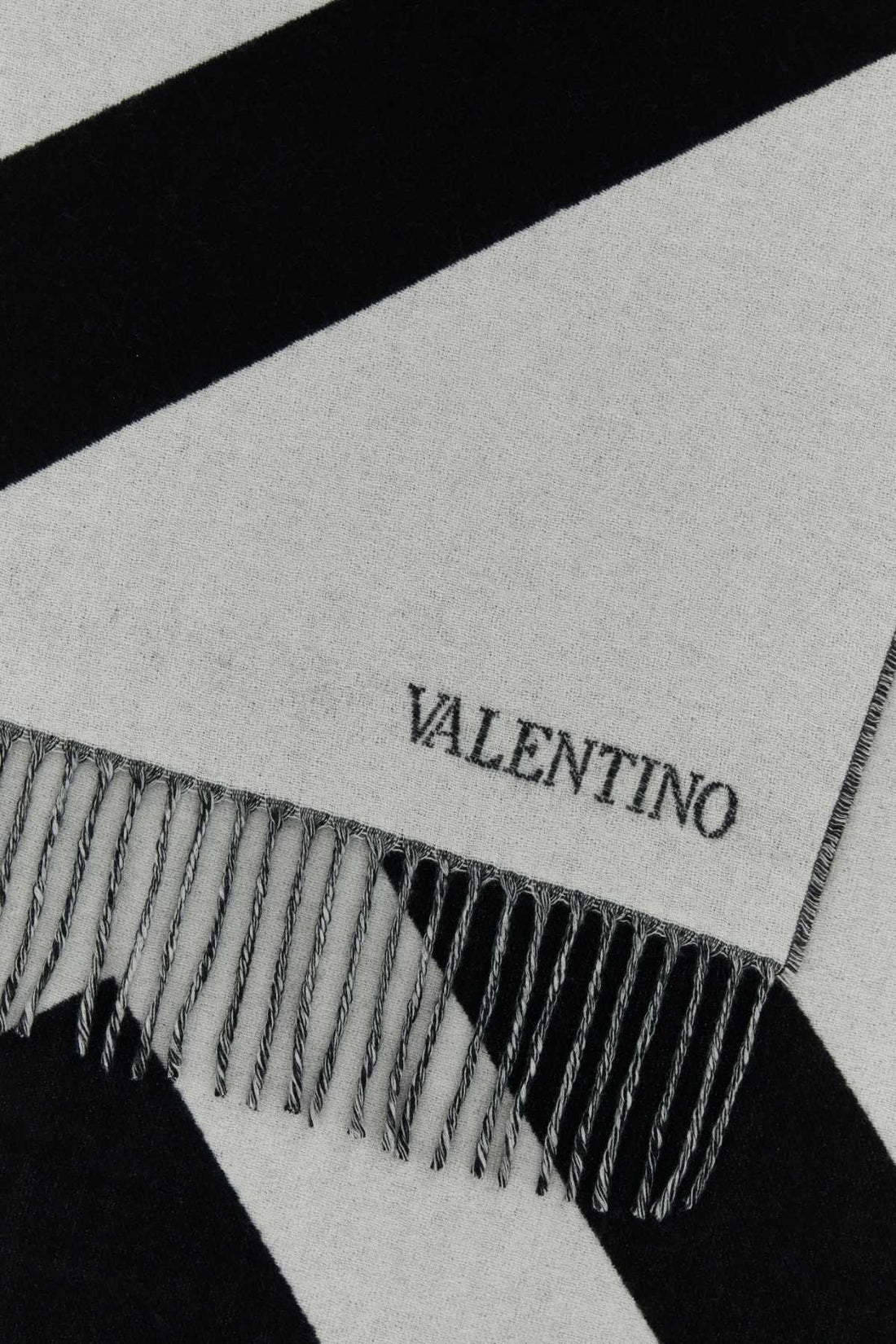Valentino Garavani Women Sciarpa by Luosophy