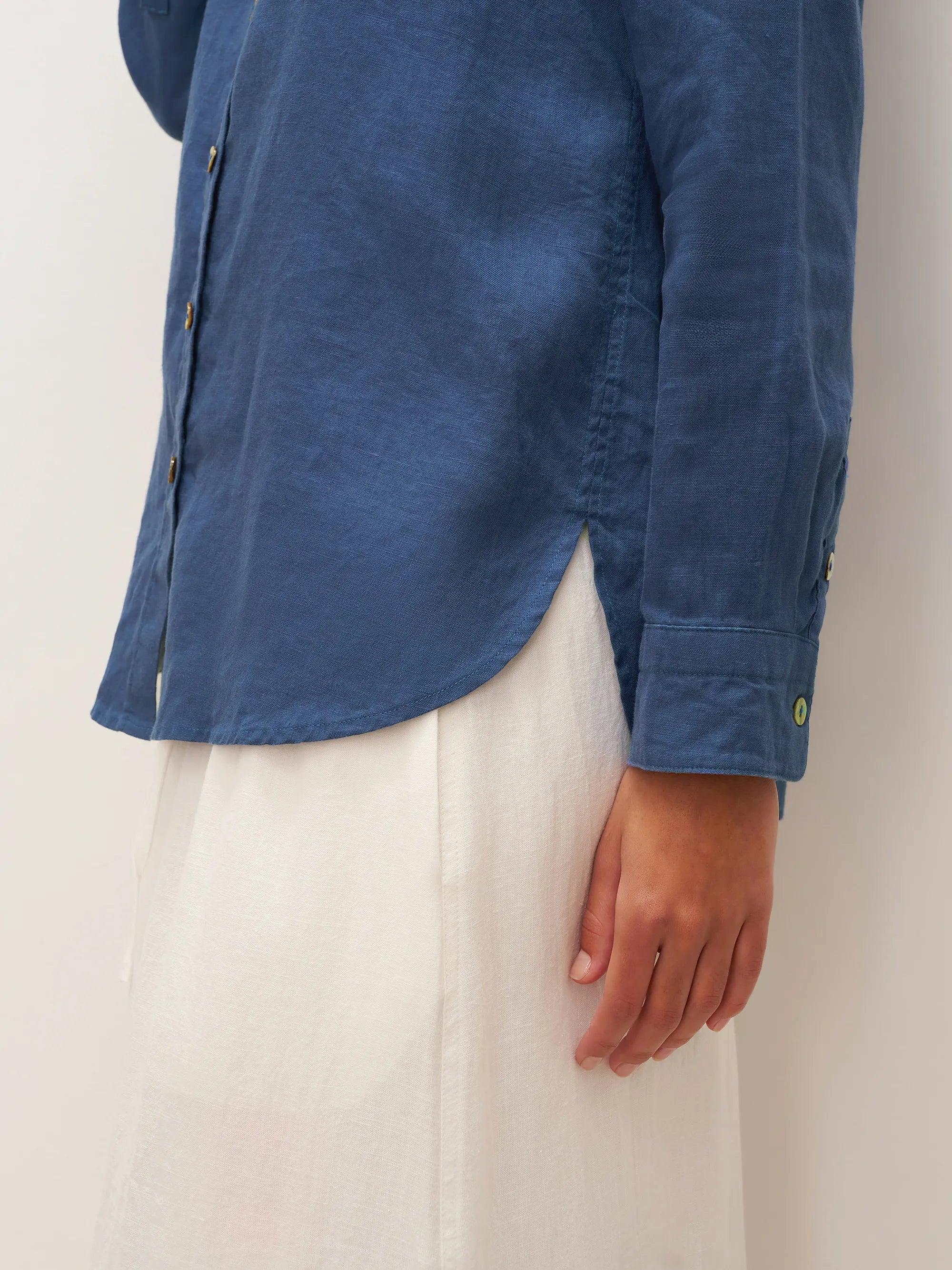 100% Linen Button-Front Shirt with Extended Hem JOVAN by LINTICO