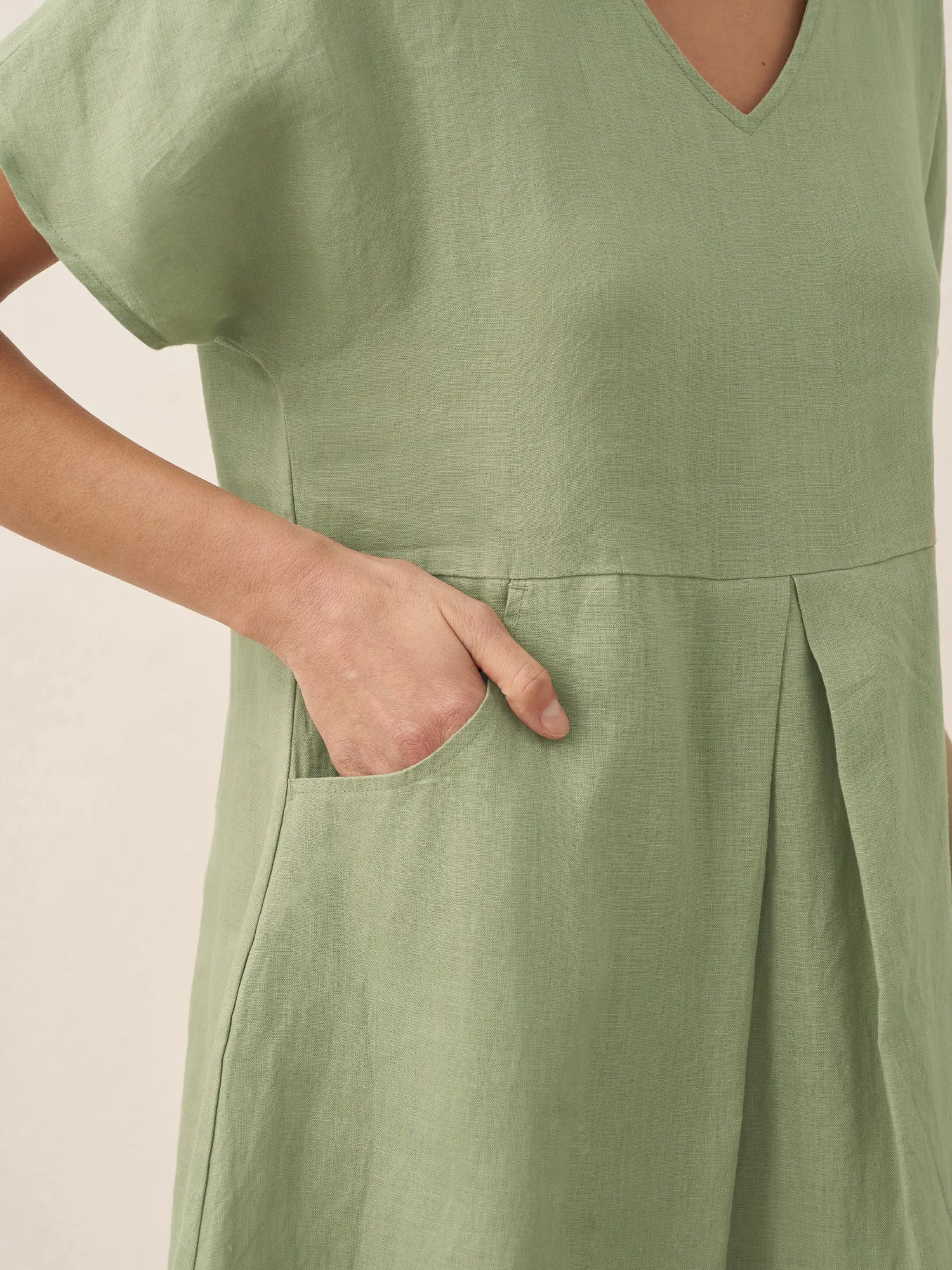100% Linen V-Neck Pockets Swing Dress AINSLEY by LINTICO