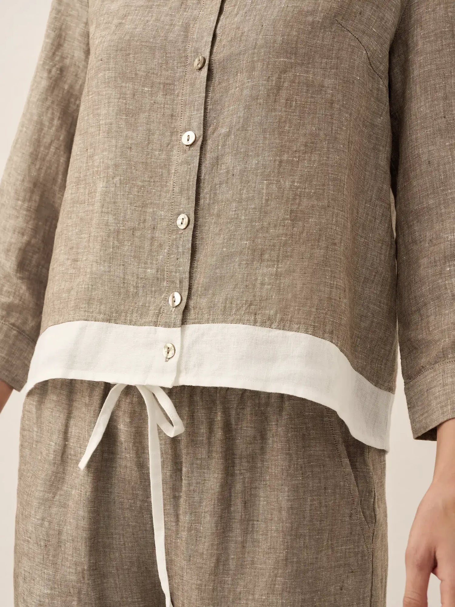 100% Linen Buttoned Closure Color-Blocked Shirt JANICE by LINTICO