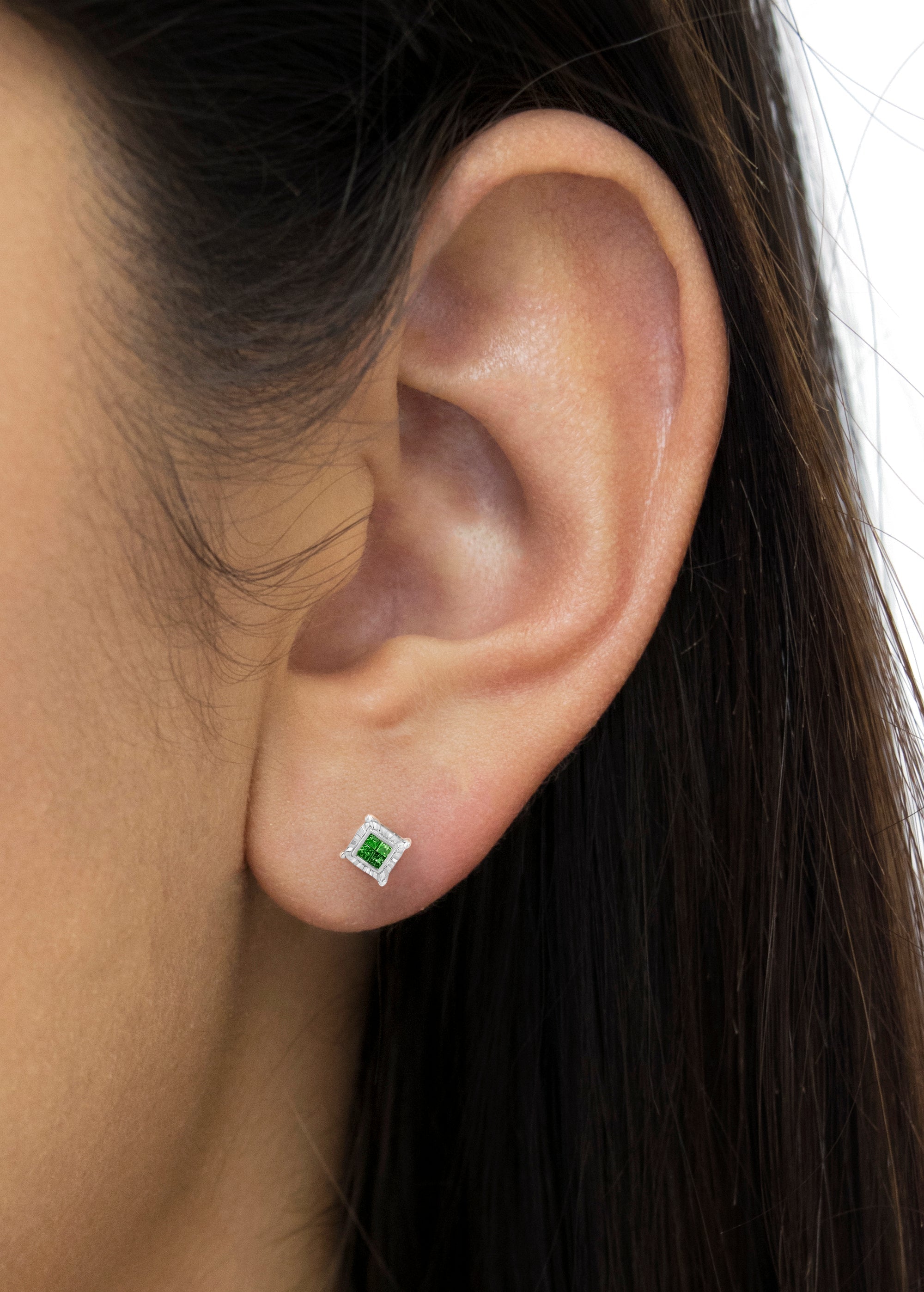 Sterling Silver Color Treated Princess Diamond Quad Stud Earring (1/2 cttw, Green Color, I1-I2 Clarity) by Bids.com