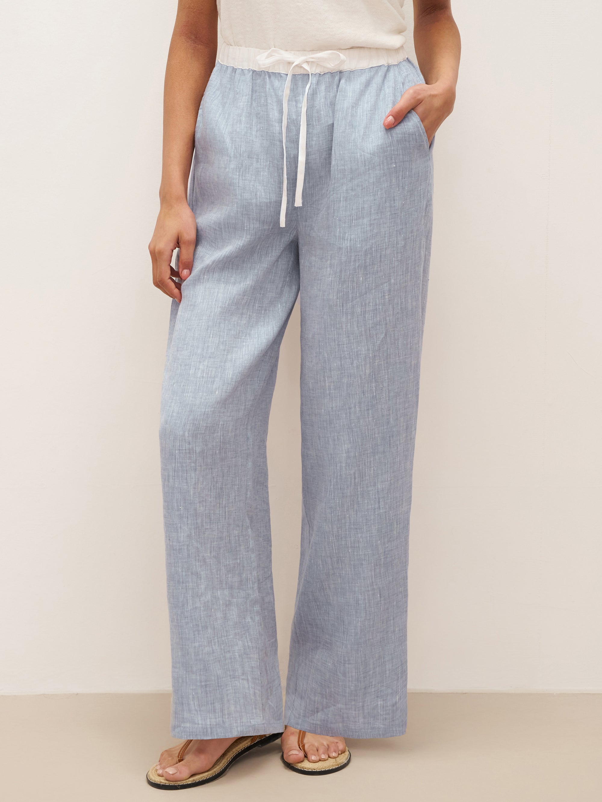 100% Linen Elastic Waist Straight-Leg Trousers JOURDAN by LINTICO