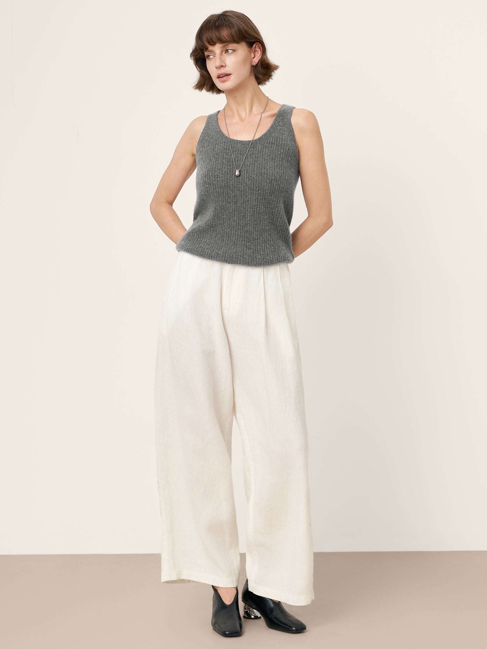 100% Mongolian Cashmere Versatile Crew Neck Tank Top VIVIANA by LINTICO