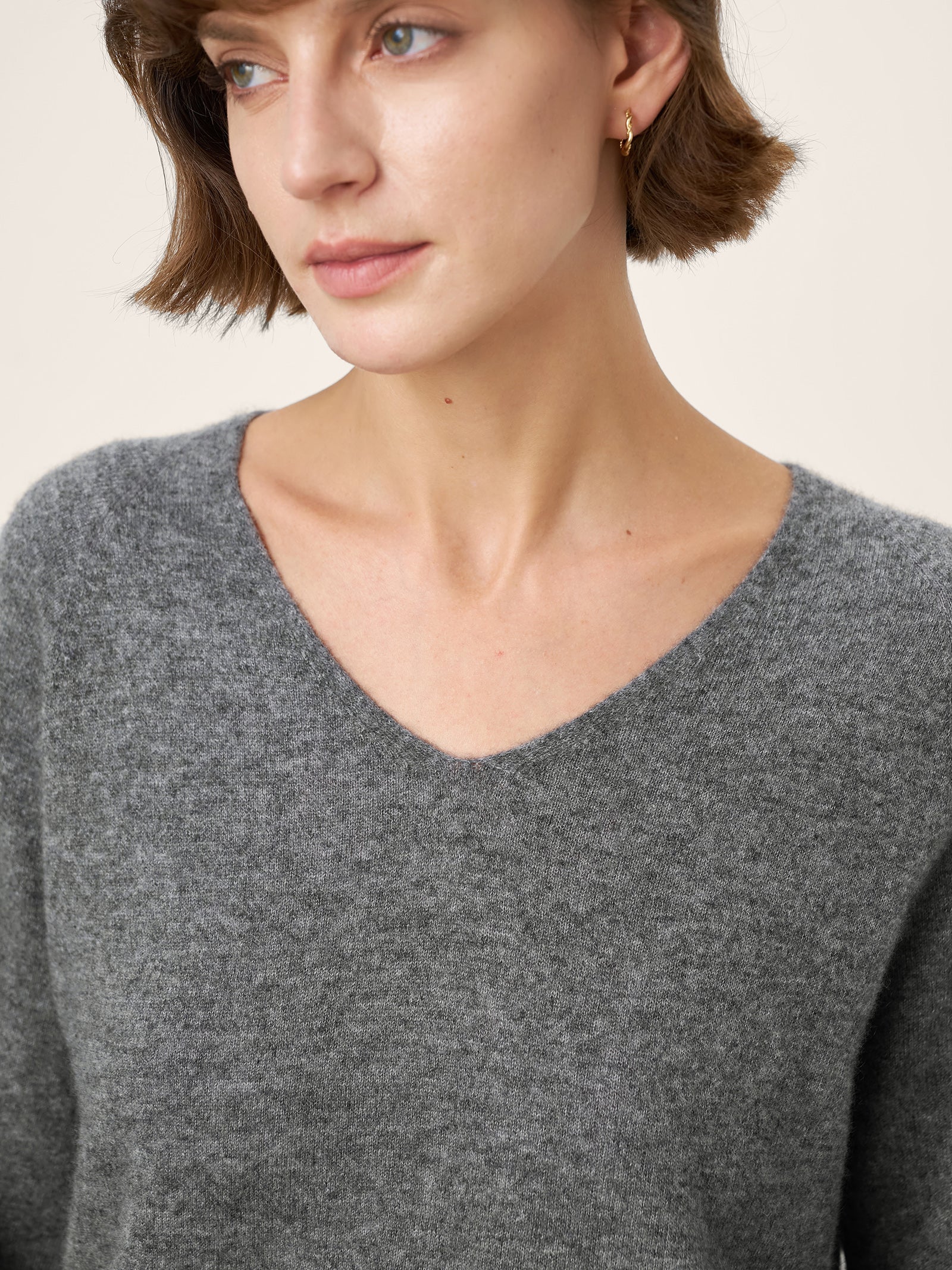 Mongolian Cashmere &amp; Mulberry Silk Seamless Ribbed Trim V-Neck Sweater TESSA by LINTICO