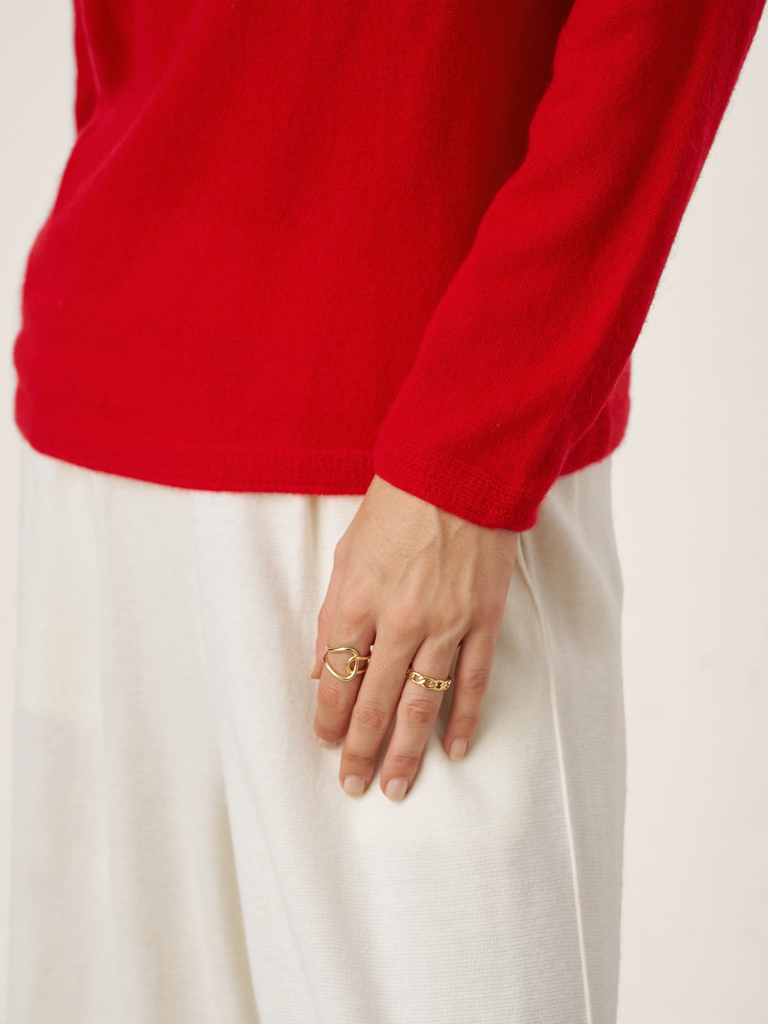Premium Cashmere Blend Hand-Finished Seamless Turtleneck Knit Top TOVE by LINTICO