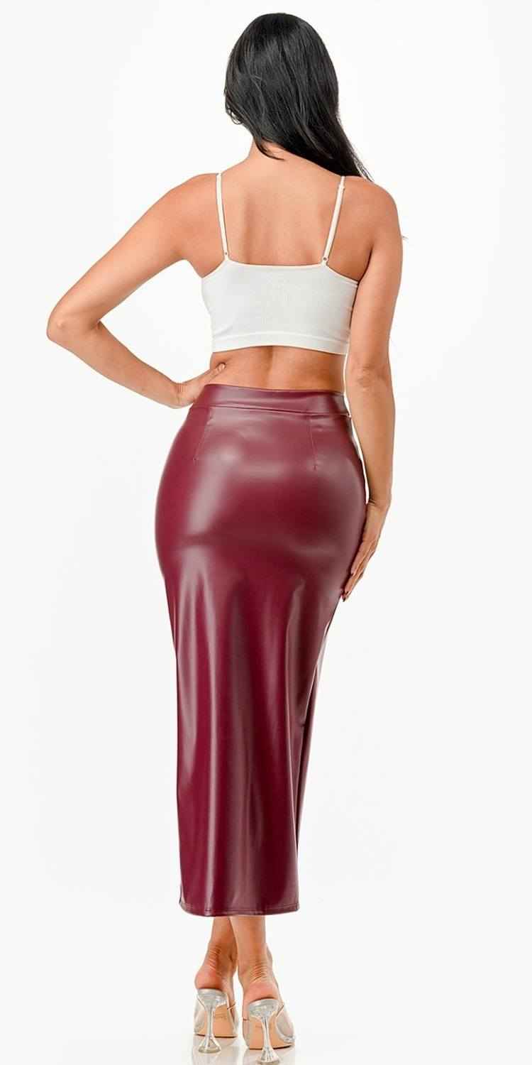 CLEARANCE - La Scala 26019 Mid Length PU leather Pencil Black Skirt (Small) by DiscountDressShop