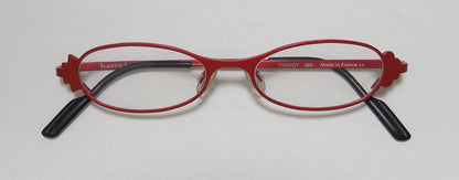 Harry larys twiggy eyeglasses by ModaFrames