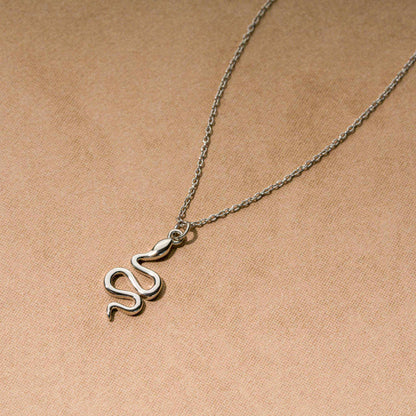 Snake Necklace - DestGlow