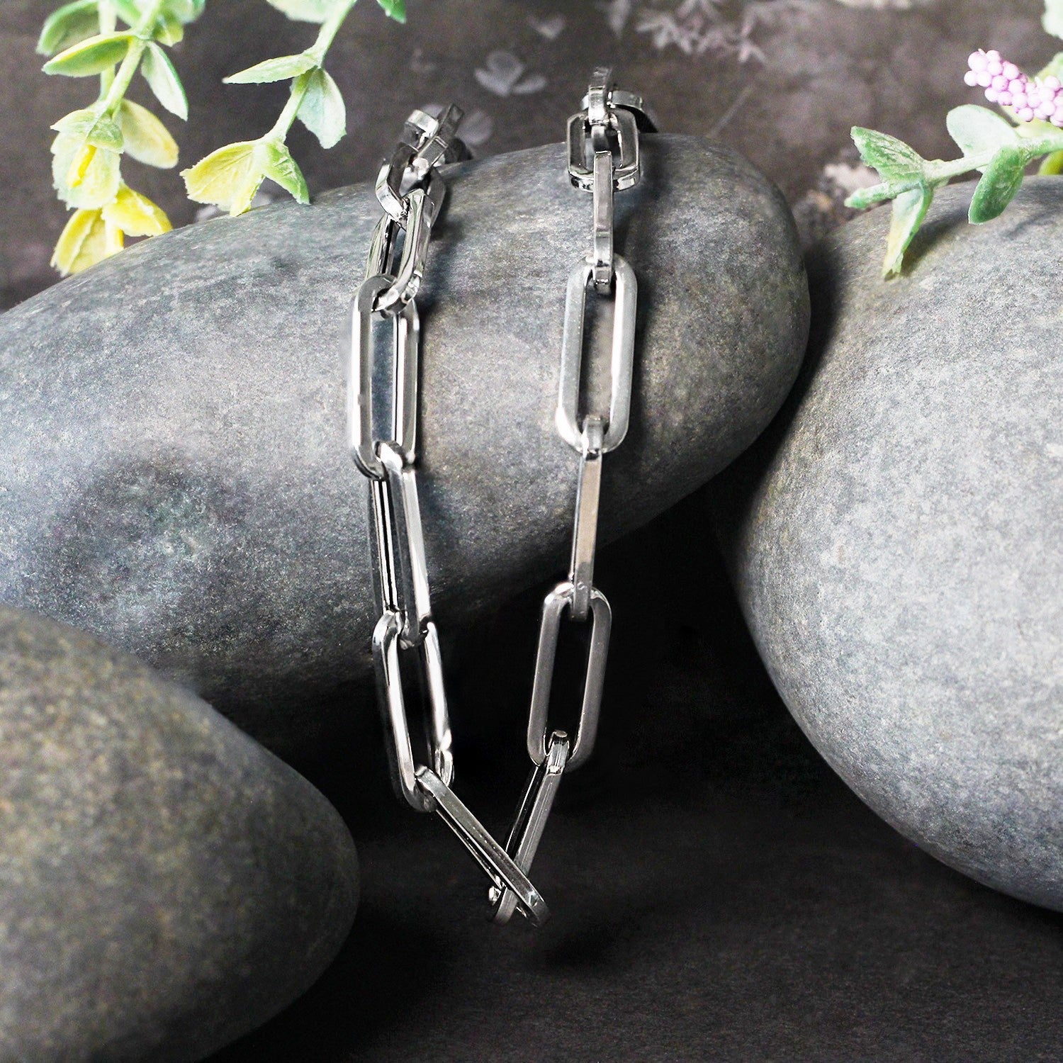 14K White Gold Wide Paperclip Chain (6.1mm) by Bids.com
