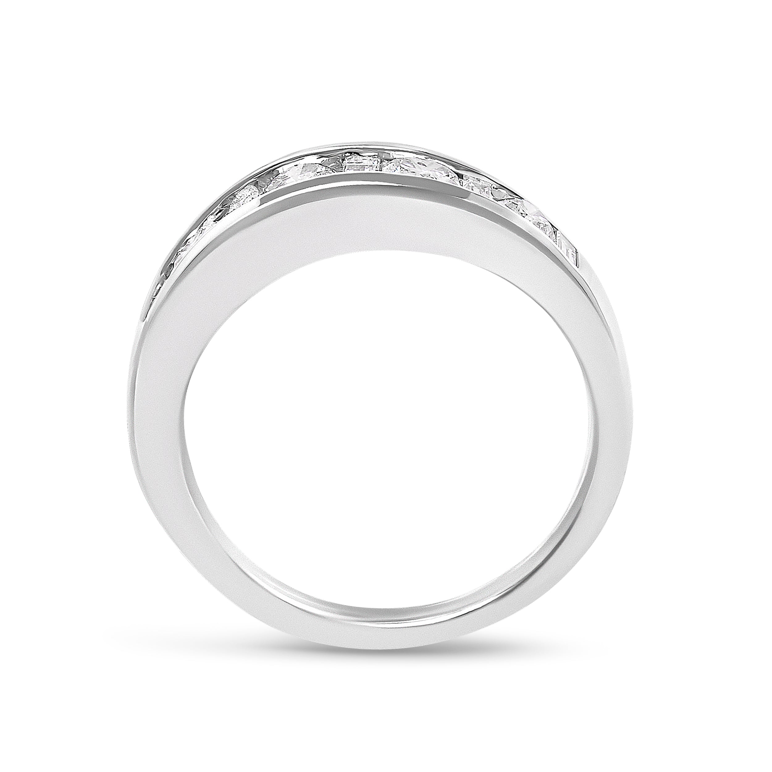 14K White Gold Alternating 1.0 Cttw Round and Baguette Diamond Channel Band Ring by Bids.com