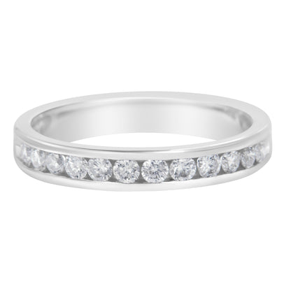 14K White Gold 1/2 cttw Diamond Band Ring (I-J Color, I2-I3 Clarity) - Size 7 by Bids.com