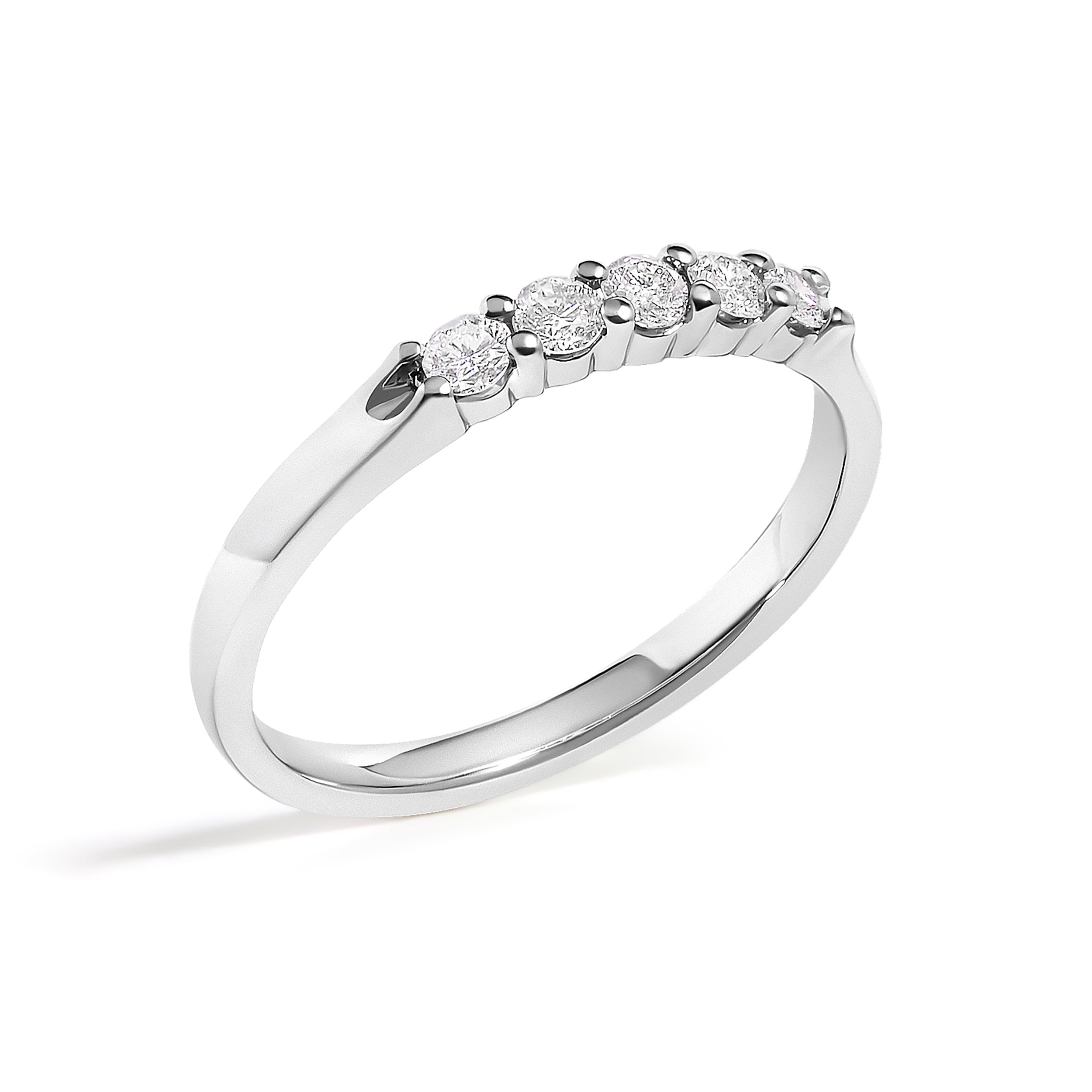 14K White Gold 1/4 Cttw  Diamond 5 Stone Band Ring  DestGlow