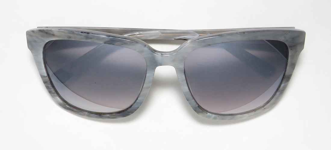 Isaac Mizrahi 30206 Sunglasses