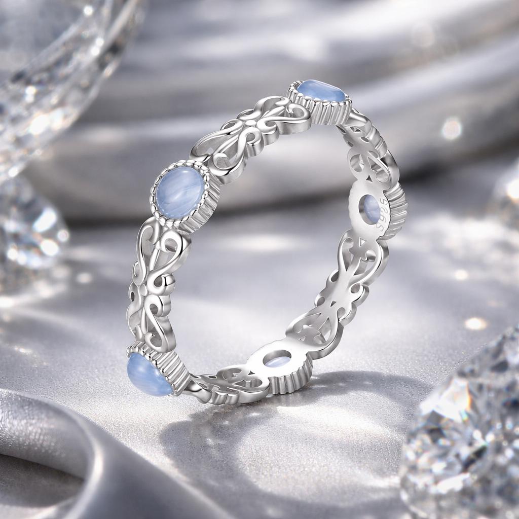 S925 Sterling Silver 4mm Plated Platinum Ring for Women Size 6.0 by Bids.com
