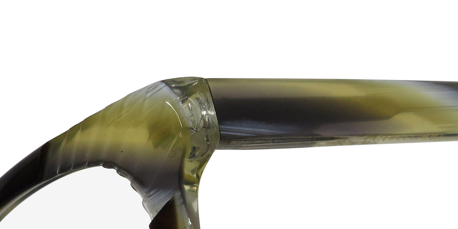 Vera Wang V392 Eyeglasses by ModaFrames