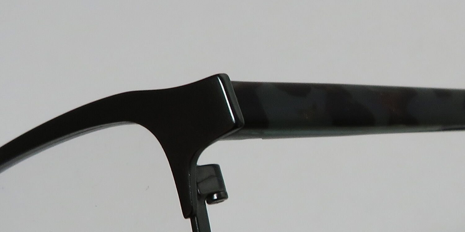 Vera Wang V398 Eyeglasses by ModaFrames