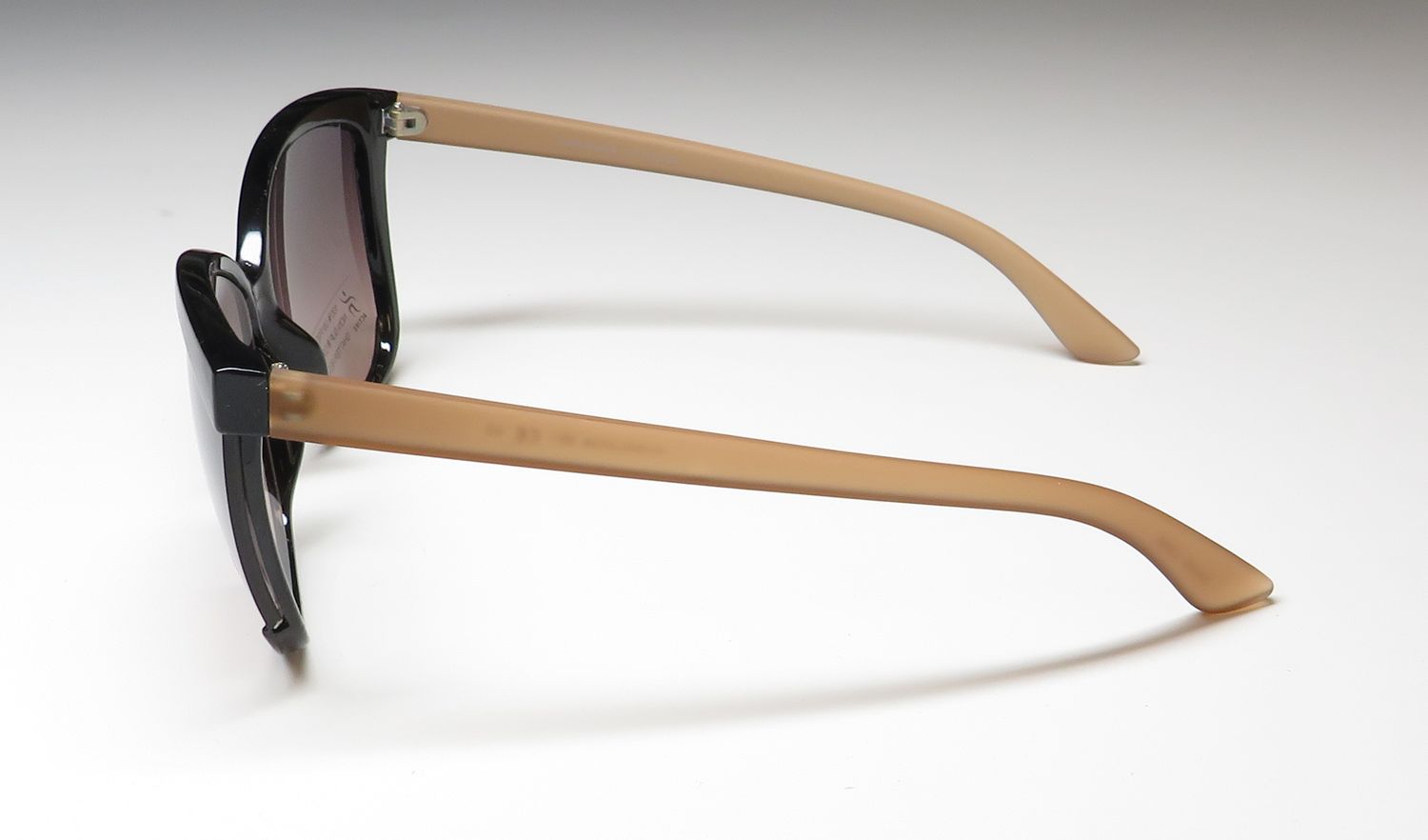 Adrienne Vittadini 4434 Sunglasses - DestGlow