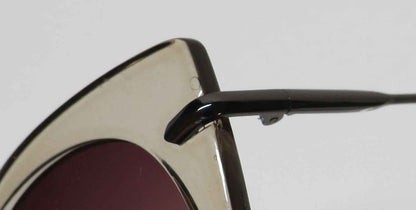 BCBG Bcbgeneration 1028 Sunglasses
