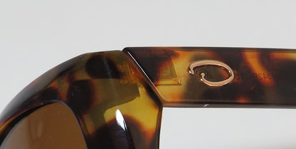 Oscar de la Renta Oscar 1342 Sunglasses by ModaFrames