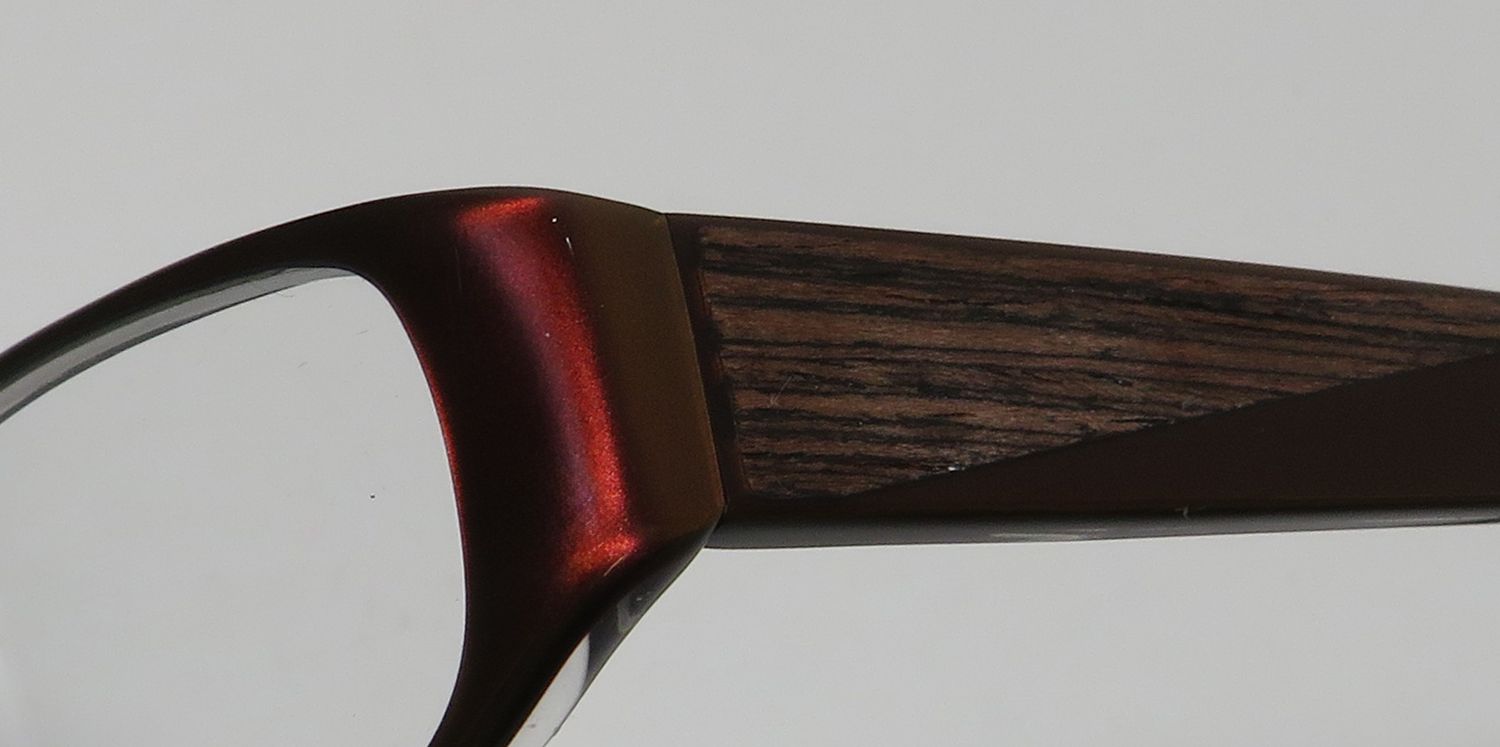 Vera Wang V033 Eyeglasses by ModaFrames