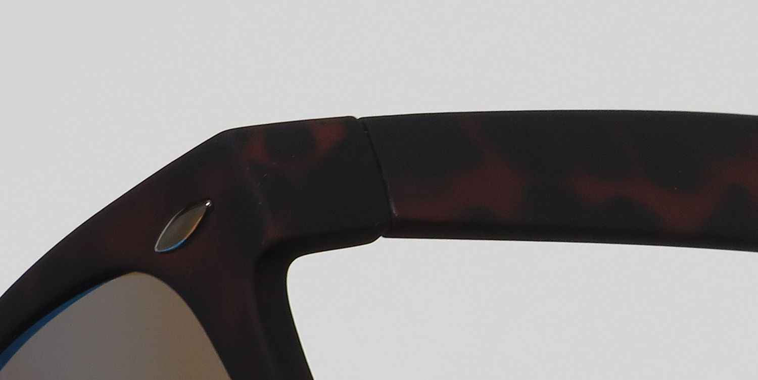 Adrienne Vittadini 5056 Sunglasses