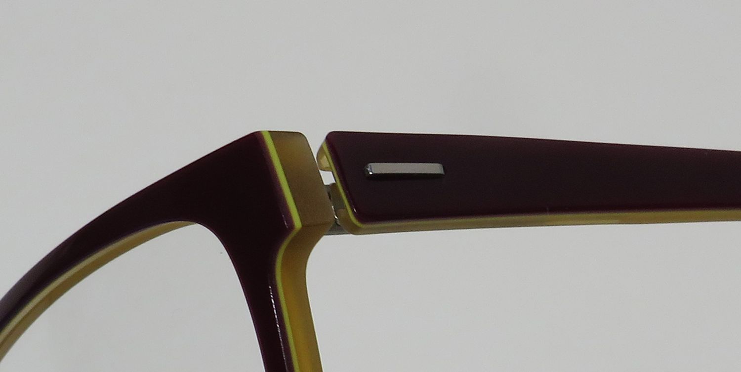 Lightec 7670l Eyeglasses by ModaFrames