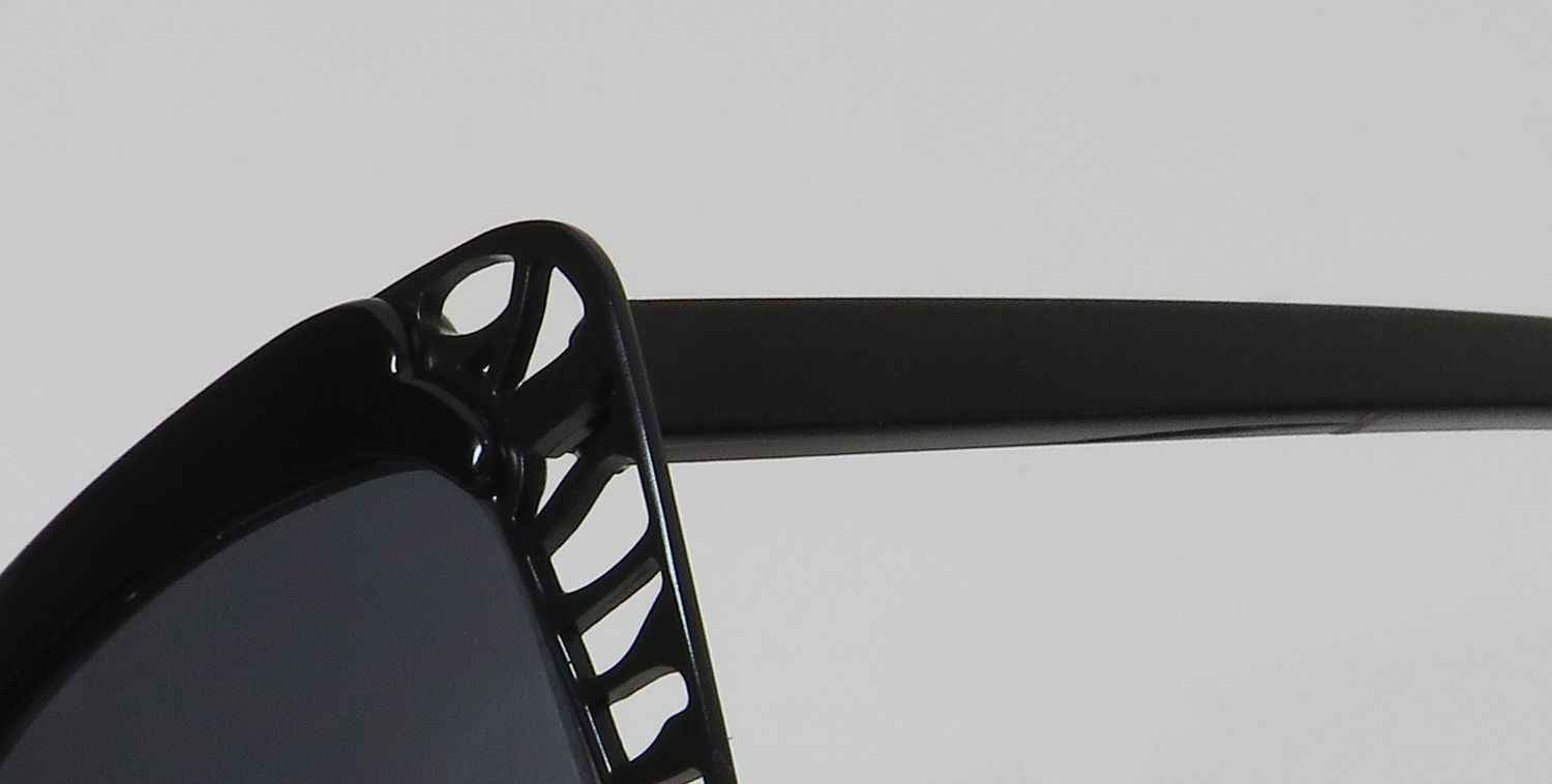 Kendall + Kylie Kk5124 Nina Sunglasses