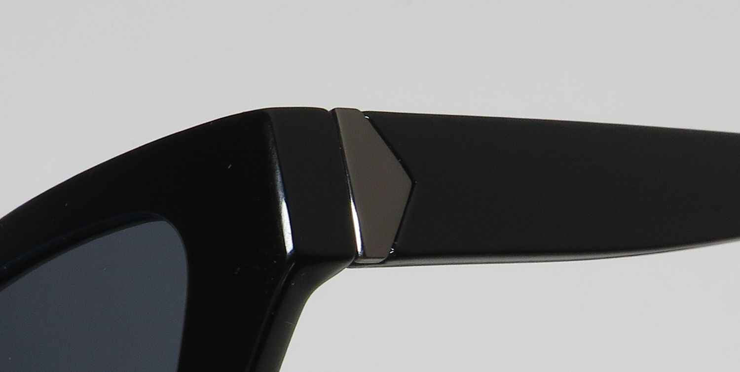 Kendall + Kylie Kk5109 Emma Sunglasses