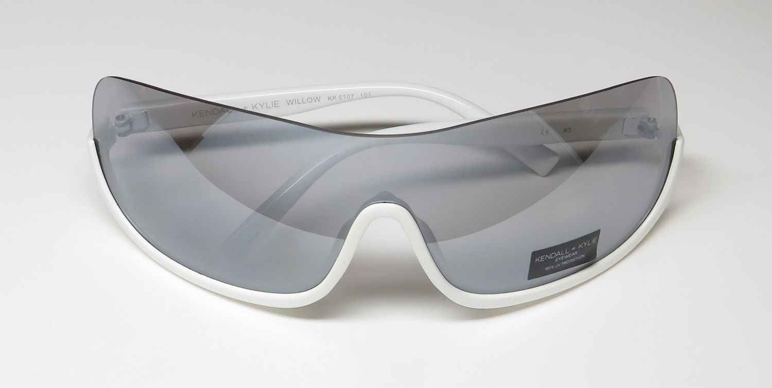 Kendall + Kylie Kk5107 Willow Sunglasses