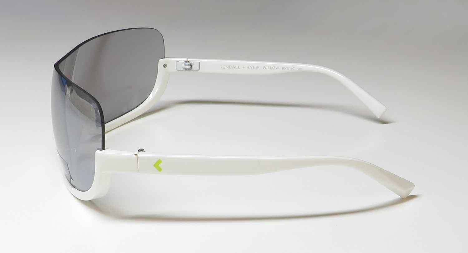 Kendall + Kylie Kk5107 Willow Sunglasses