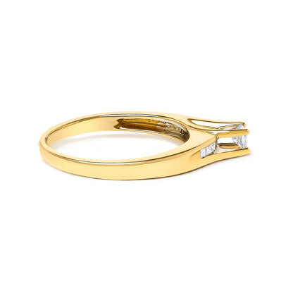 14K Yellow Gold 1/4 Cttw Princess Cut Diamond Engagement Ring by Bids.com