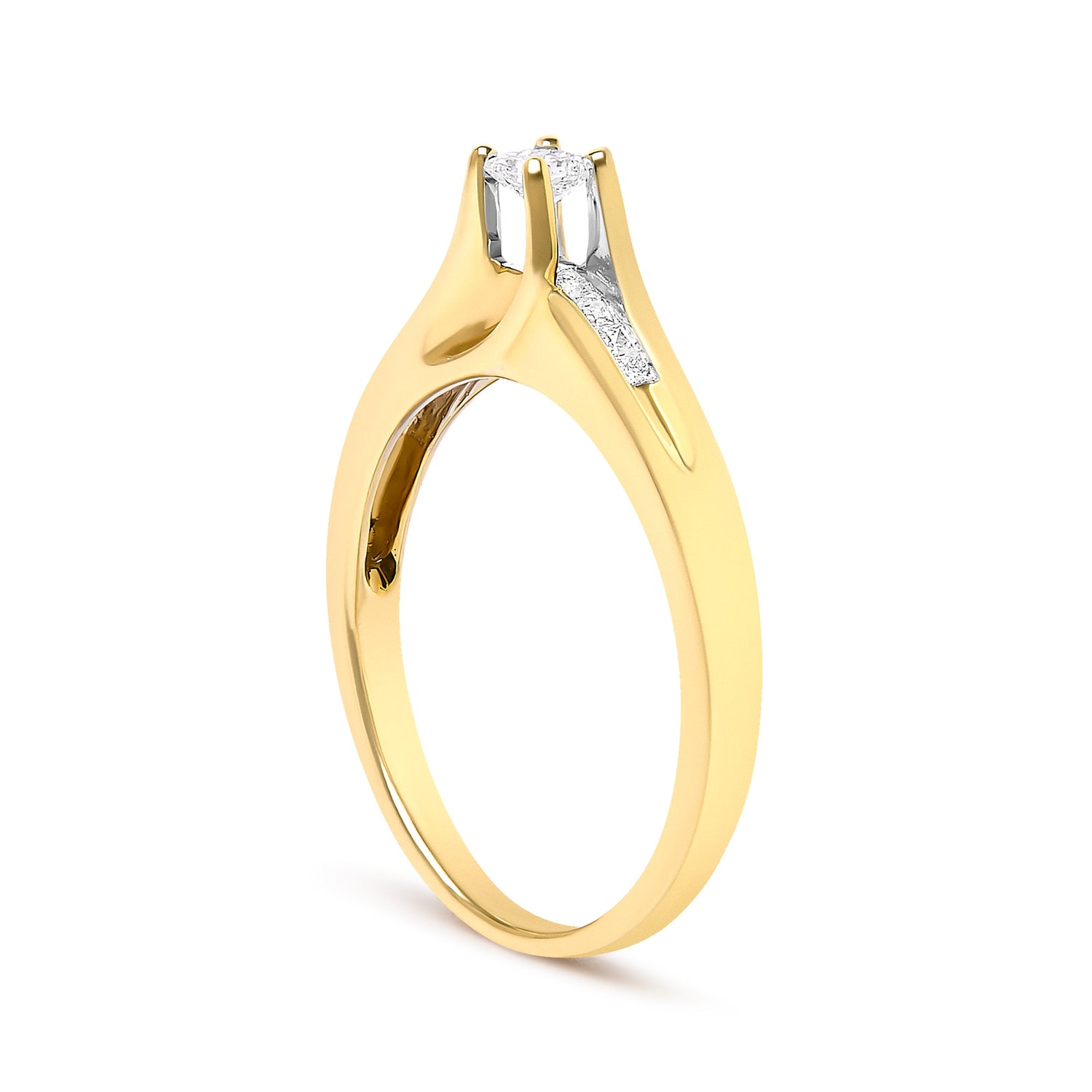 14K Yellow Gold 1/4 Cttw Princess Cut Diamond Engagement Ring by Bids.com