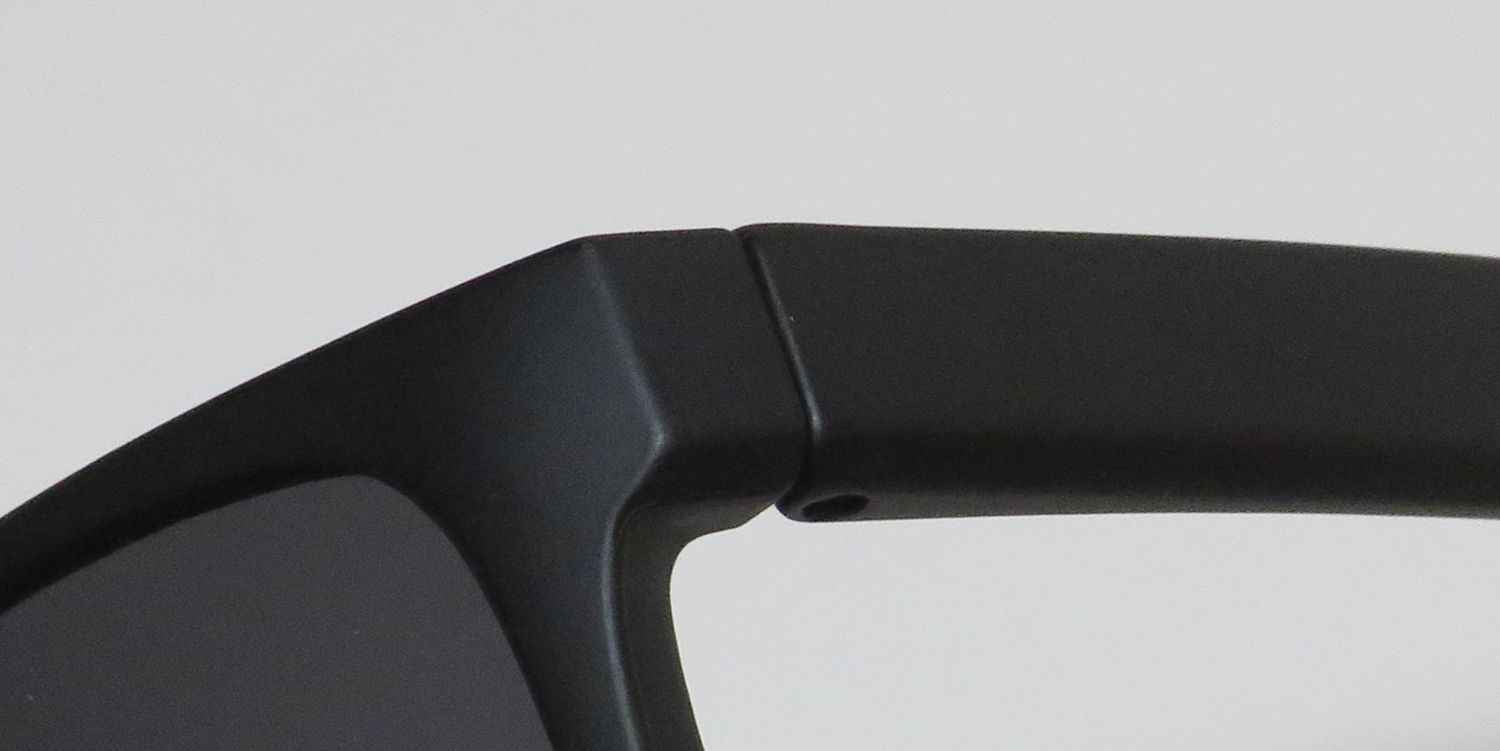 Oscar de la Renta Oscar 8009 Sunglasses