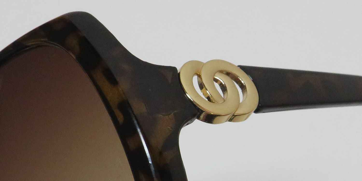 Oleg Cassini Mod 1174 Sunglasses