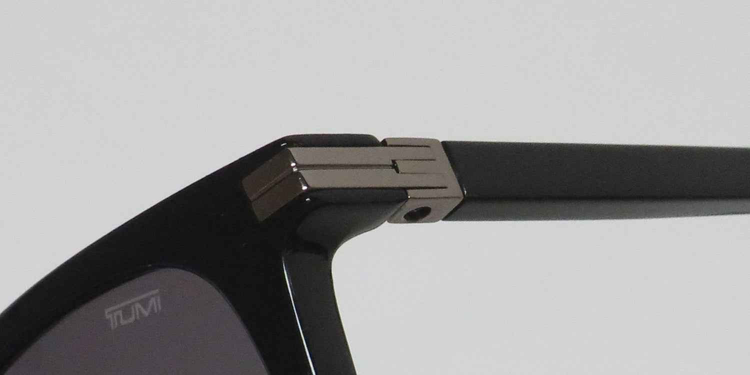 Tumi Stu506 Sunglasses