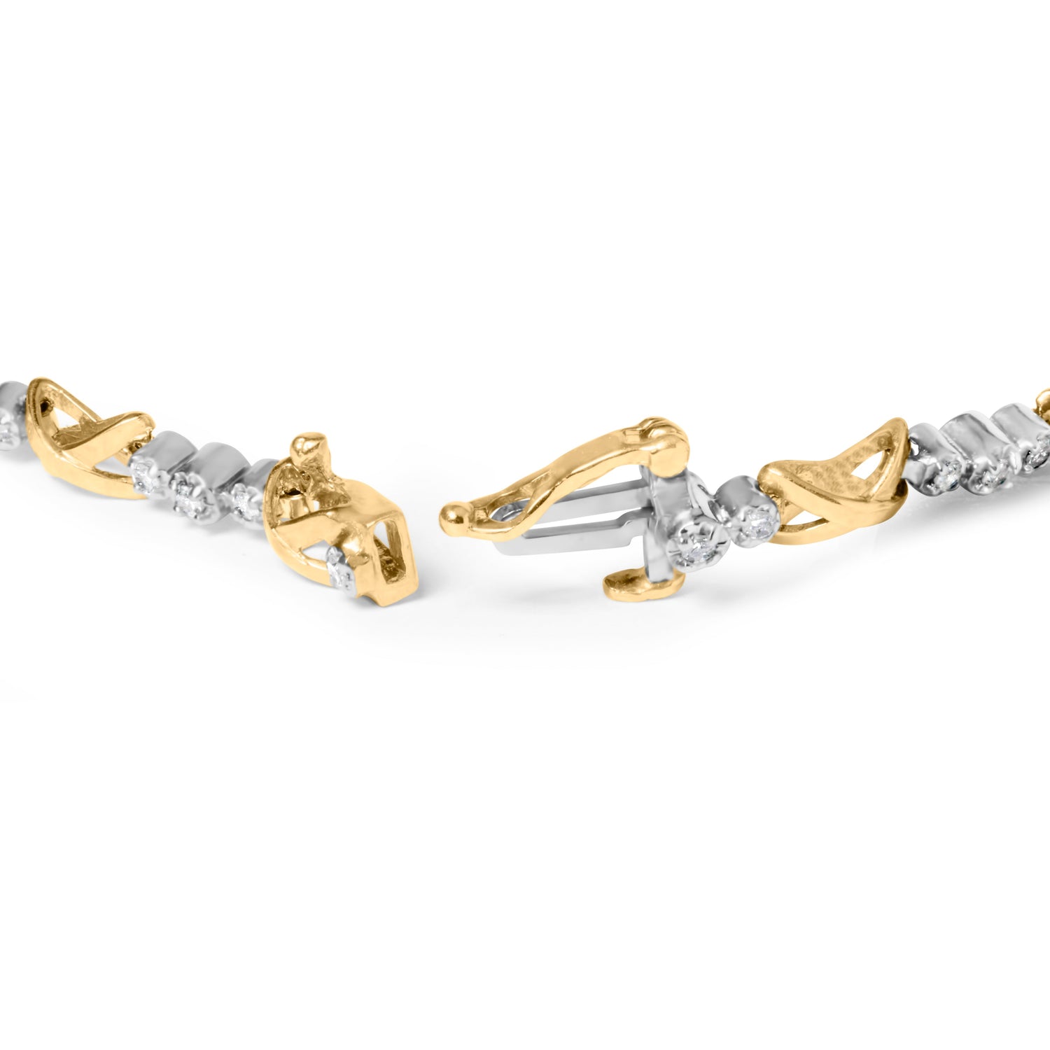 10K Two-Tone Gold 1/2 Cttw Diamond Alternating 3 Stone and X-Link 7" Bracelet (I-J Color, I2-I3 Clarity) by Bids.com