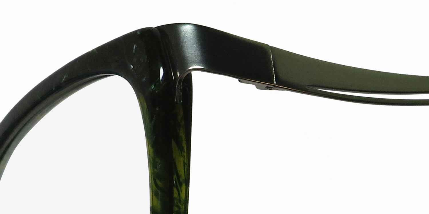 Vera Wang V905 Eyeglasses