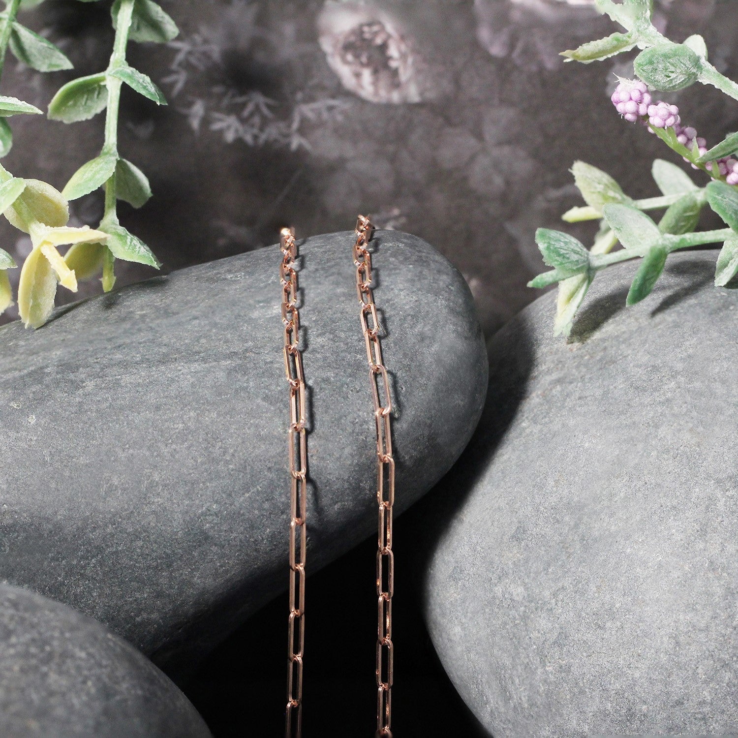 14K Rose Gold Delicate Paperclip Chain (2.1mm) by Bids.com