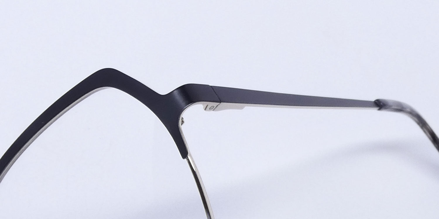 Oscar de la Renta Osl 777 Eyeglasses by ModaFrames