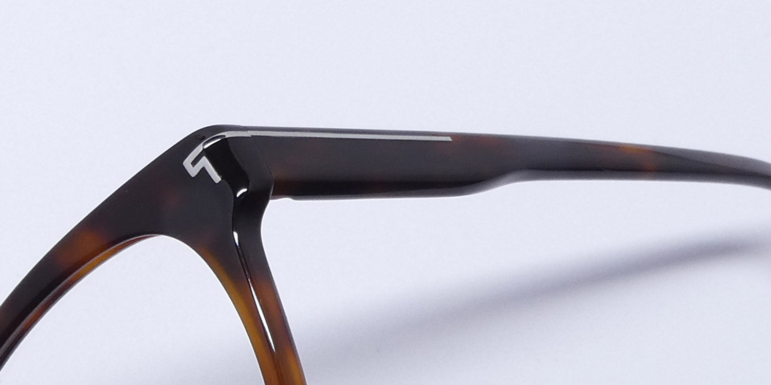 Tumi Vtu012 Eyeglasses by ModaFrames