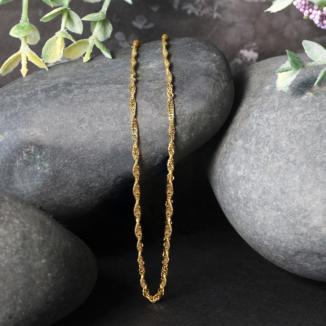 10k Yellow Gold Singapore Chain (1.80 mm) by Bids.com