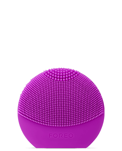 FOREO LUNA play plus by Nava Beauty