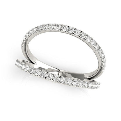14k White Gold Diamond Split Band Ring (1/4 cttw) by Bids.com