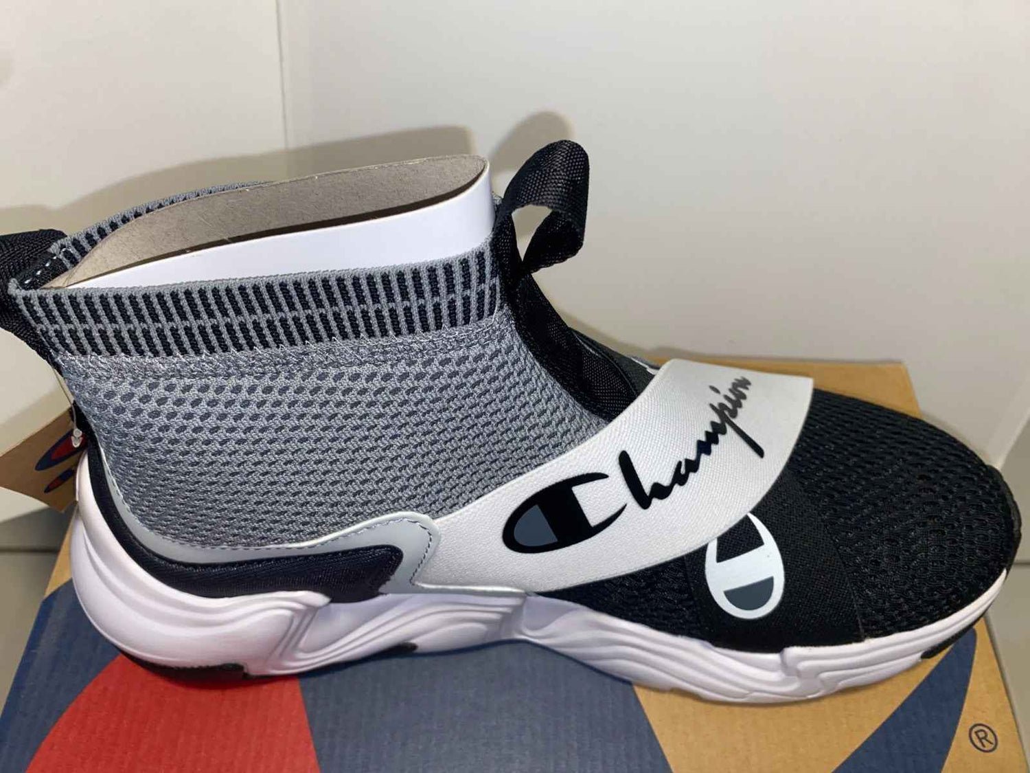 Champion Hyper CX Men’s Sneakers Size 9 M Concrete/Black Slip-On Athletic Shoes