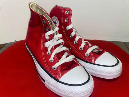 *NEW* Unisex CONVERSE Chuck Taylor ALL STAR HIGH TOP Red (M9621) Size 4 Men