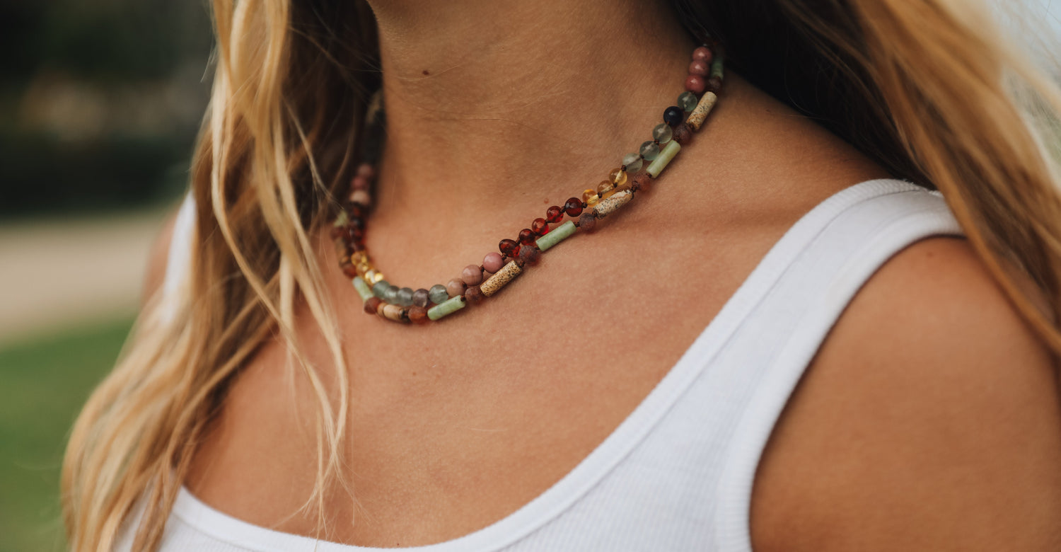 Raw Baltic Sea Amber + Stone Rainbow || Necklace 