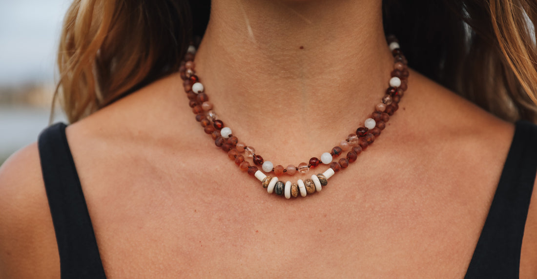 Baltic Sea Amber || Sunstone  + Moonstone || Natural Gemstone Necklace 